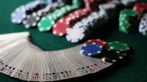 Taktik Dalam Perjudian Poker Online