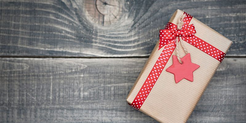 Tips to Buy Anniversary Gifts Online