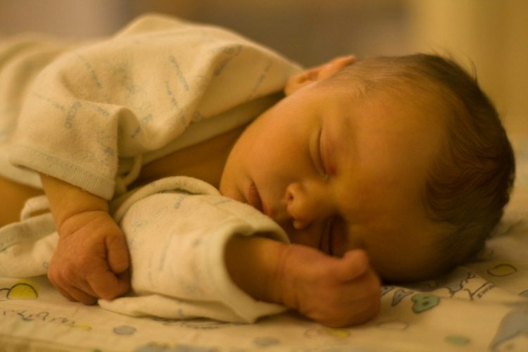 Faktor-Faktor Yang Mempengaruhi Nama Bayi